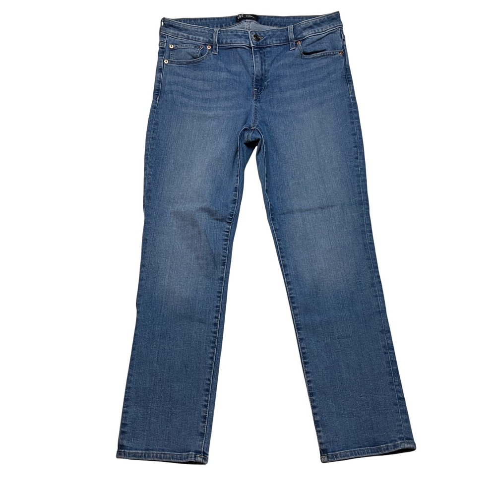 Gap Jeans Womens 14/32R Blue Classic Straight Medium Masco Stretch 764978-00